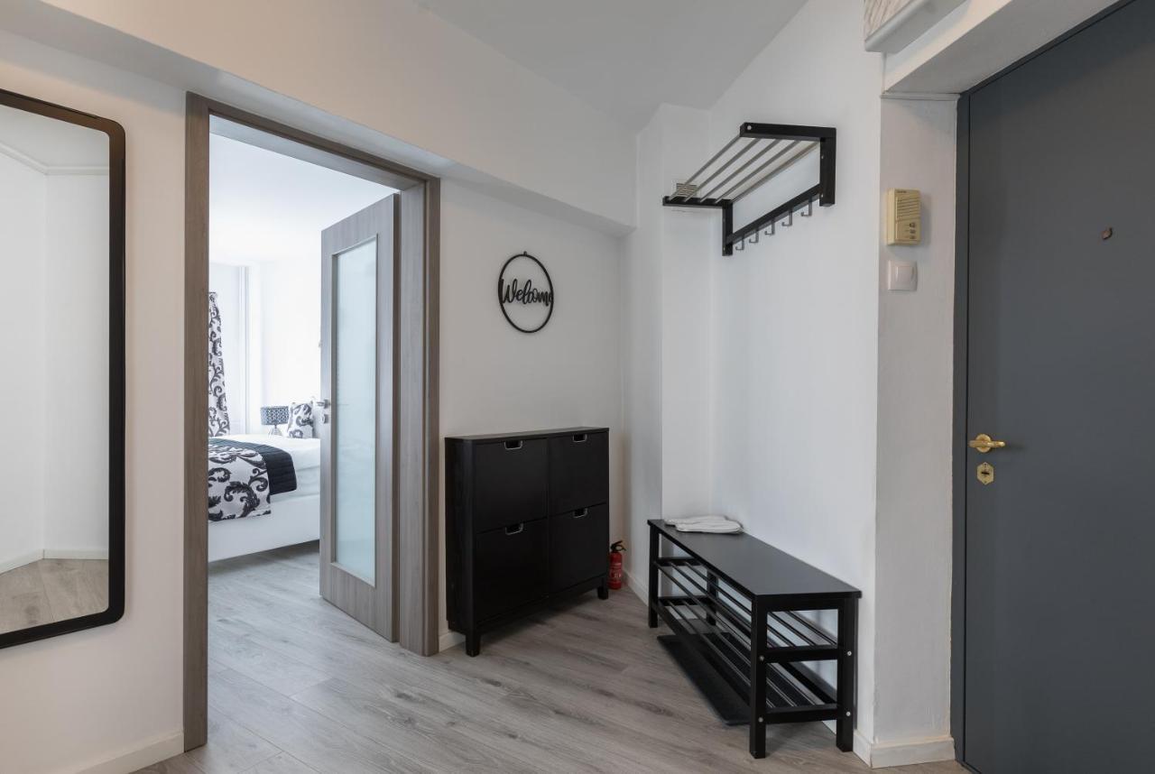 Lion'S Unirii Apartment Bukarest Exterior foto